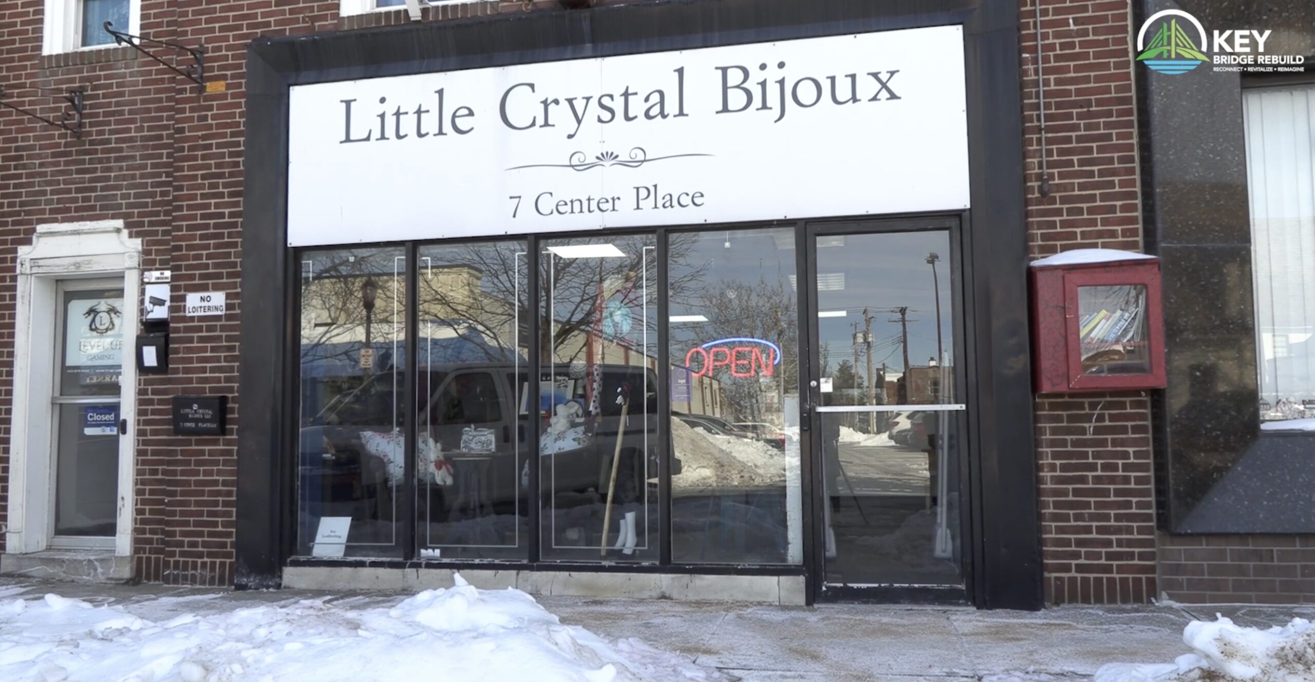 Little Crystal Bijoux storefront